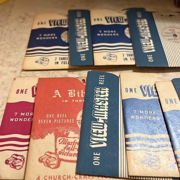 Vintage View Master Stereoscope 14 Reels 1947-55 - Picture 4 of 11